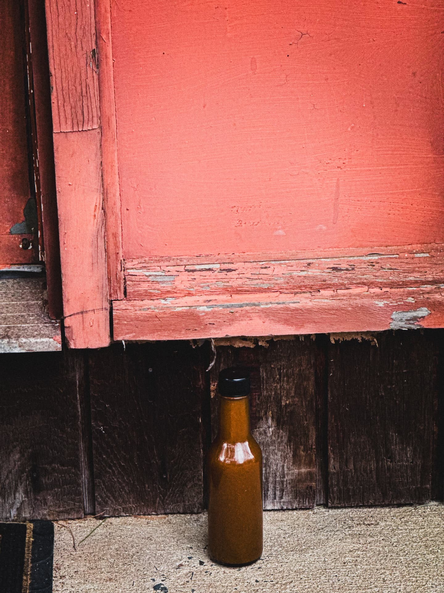Bottle of Árbol Fire chile de árbol hot sauce